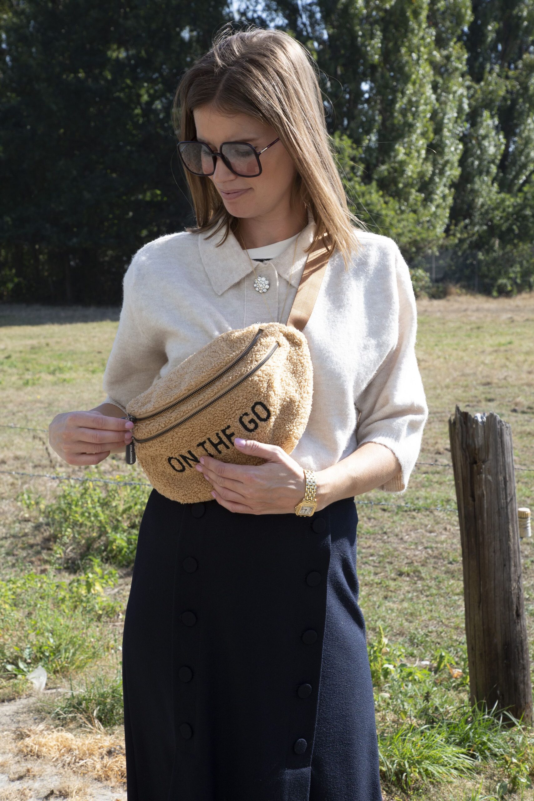 Childhome – Banana Bag On The Go Hüfttasche – Teddy Beige – Bild 7