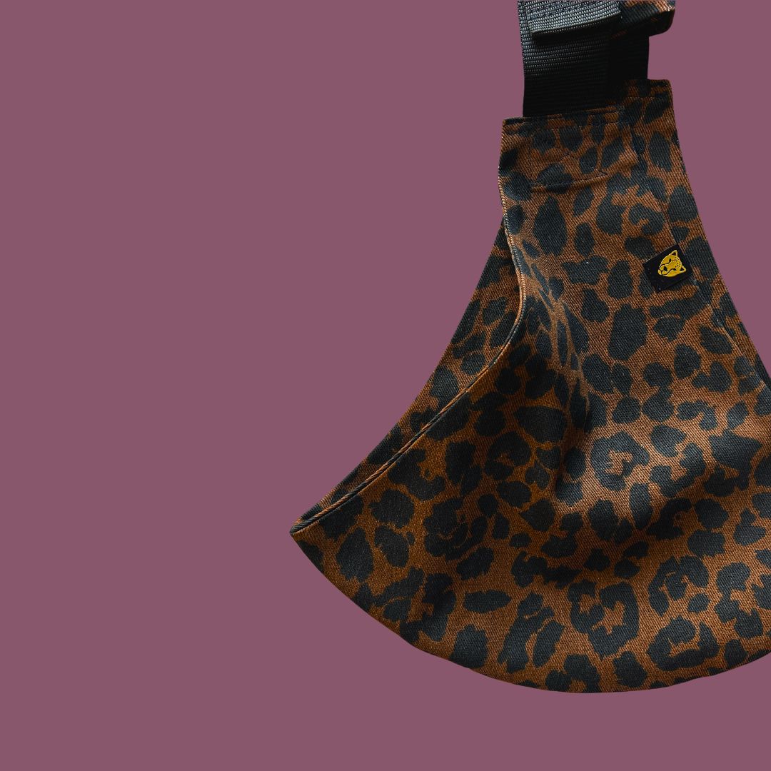 Wildride Kleinkindtrage Leoparden Muster Braun – Bild 2