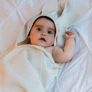 Baby_Badetuch_Hase_cream_babylux_schweiz_richterswil